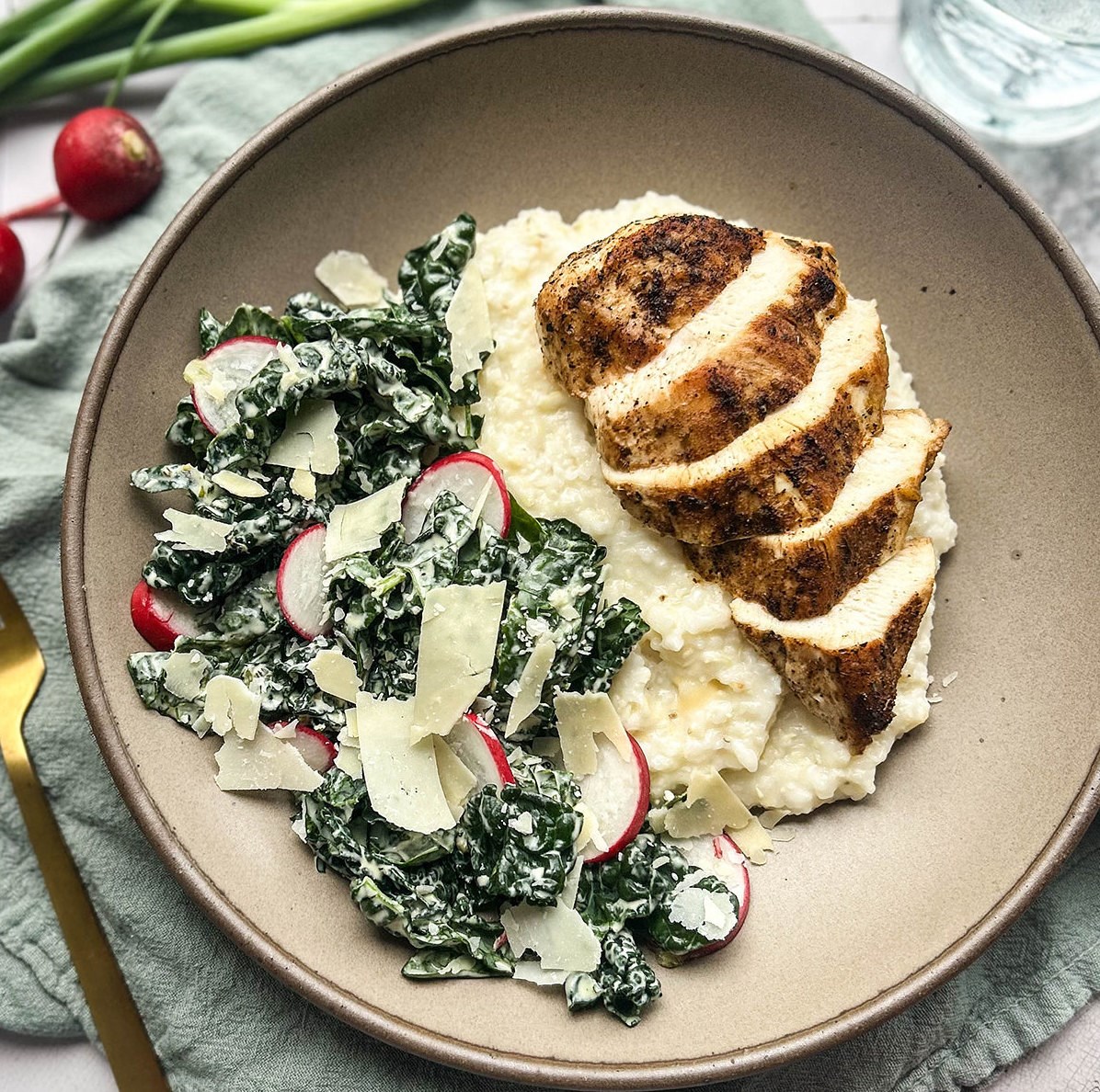 Picture of Blackened Chicken & Smoked Gouda Grits