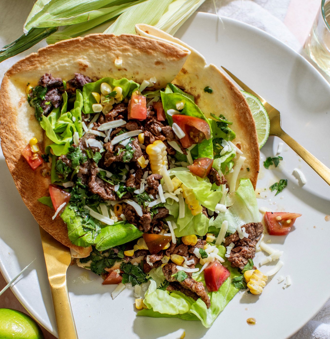 Picture of Chili-Lime Steak Taco Salad