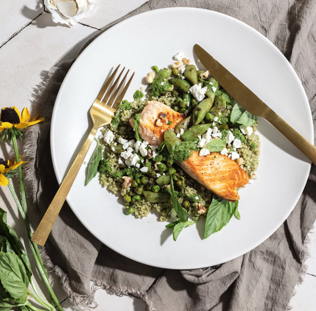 Picture of Salmon & Basil Vinaigrette 